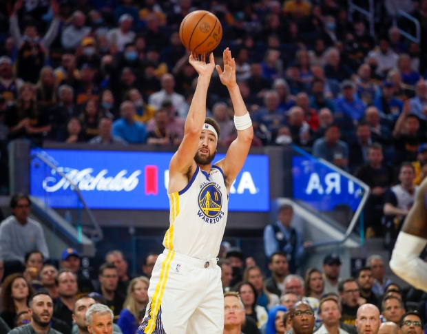 Warriors' Curry-Poole-Thompson-Wiggins-Green lineup hits Nuggets again