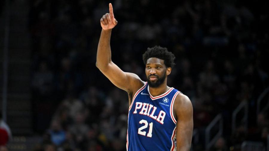 Joel Embiid officially becomes first center since Shaq to win scoring title