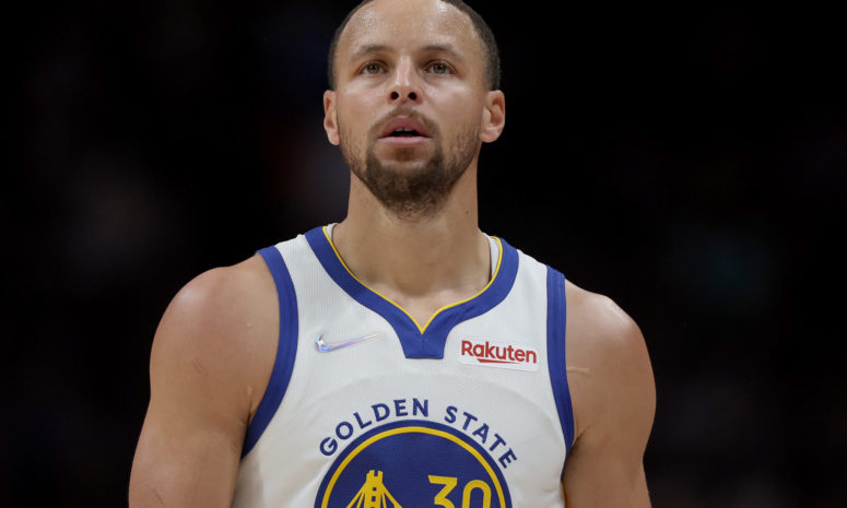 The NBA World Is Stunned By Steph Curry On Sunday