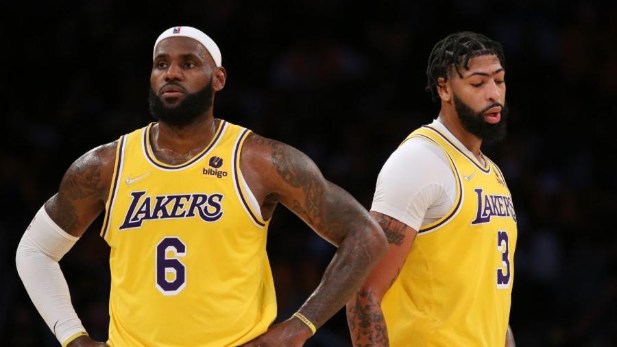 LeBron James and I can finish the season 5-0!": Anthony Davis believes the  duo can lead the Lakers to a strong finish, snubs Russell Westbrook at the  same time - The SportsRush