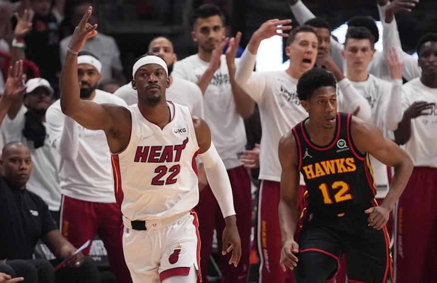 Jimmy Butler scores playoff career-high 45 points, Heat top Hawks for 2-0  series lead