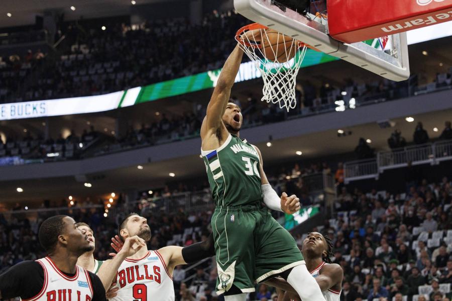 Giannis Antetokounmpo powers Bucks to series-clinching win over Bulls | The  Japan Times