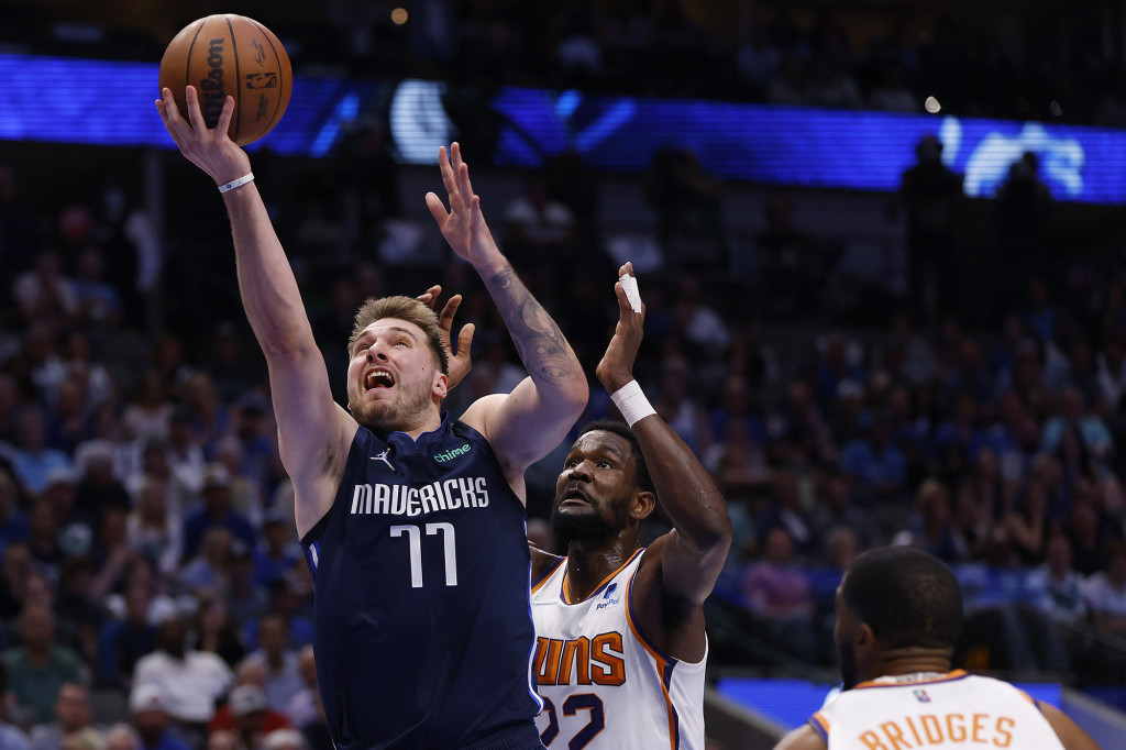 Phoenix Suns v Dallas Mavericks - Game Six