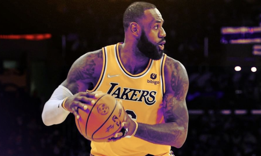 LeBron James Says He'll Stay With Los Angeles Lakers, Walks Back Talk –  Deadline