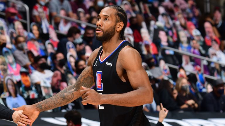 Los Angeles Clippers await Kawhi Leonard's decision on contract option as  free agency looms | NBA News | Sky Sports