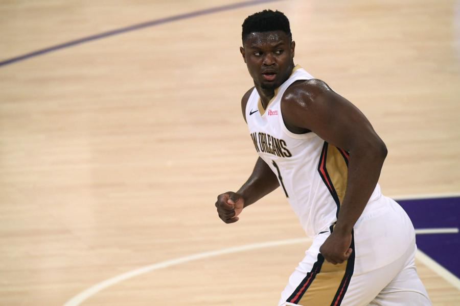 Zion Williamson ruthlessly obliterates kids, dunks on them viciously at a  summer camp