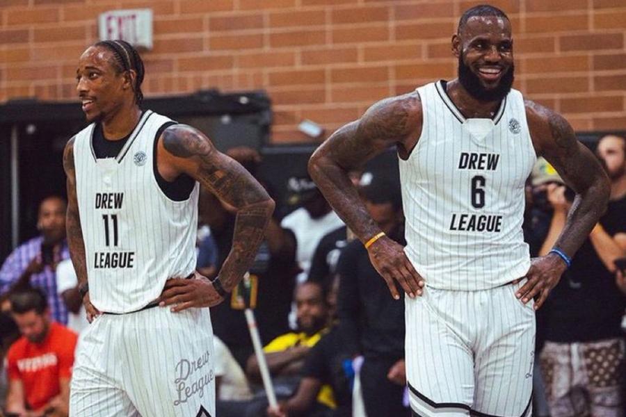 罕見合體！LeBron James 聯手DeMar DeRozan 現身知名業餘聯賽Drew League | HYPEBEAST