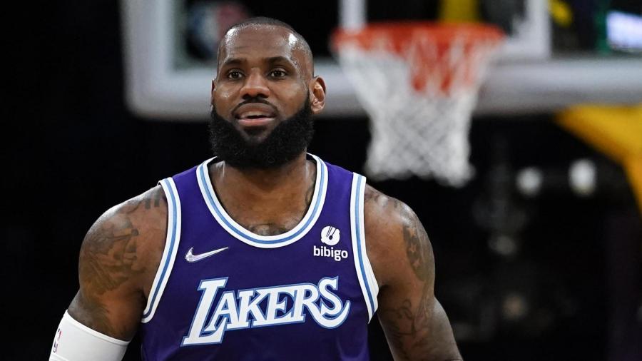 LeBron James inks 2-year, .1 million deal with Lakers - Trending Topics  in USA - Wuztrending
