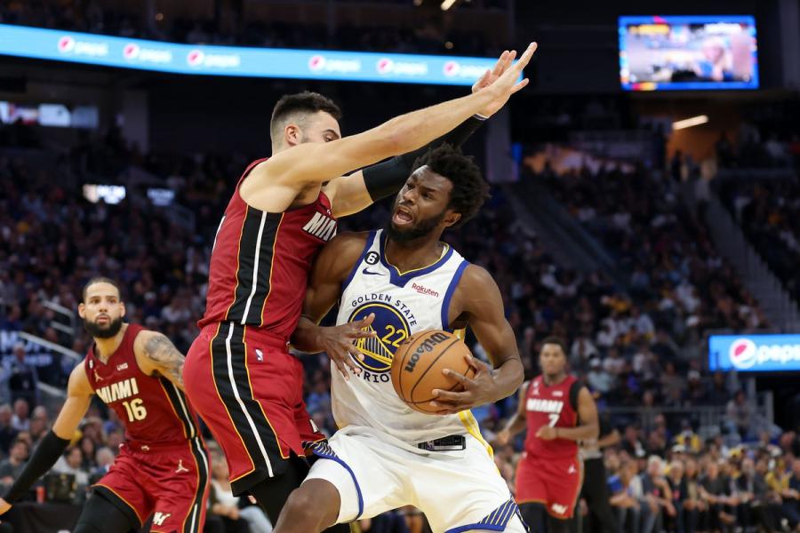 Steph Curry, Andrew Wiggins graded in Warriors win vs. Heat - Golden State  Of Mind