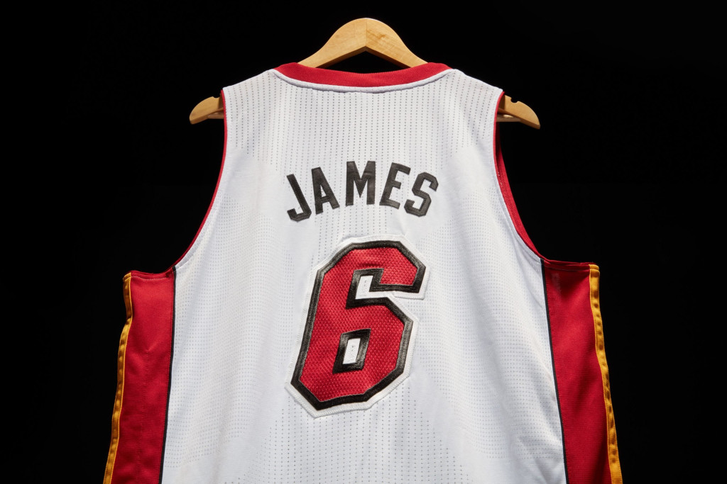 LeBron-2013-Finals-Game-7-jersey-back-scaled