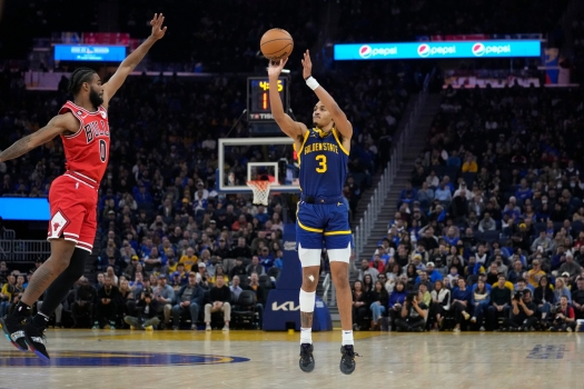 Jordan Poole scores 30 in Warriors' win over Bulls