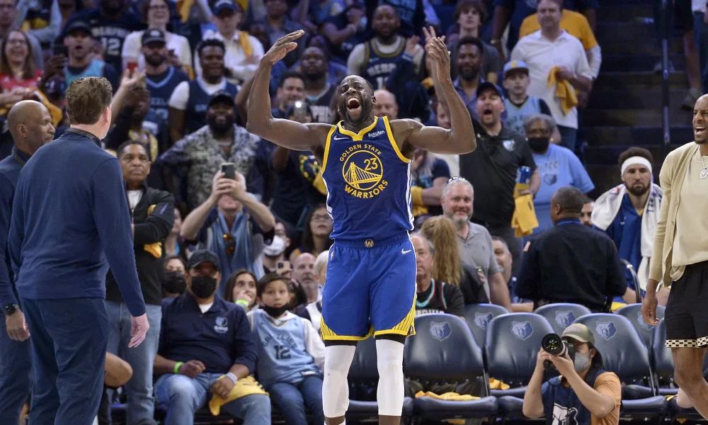 Fans-responses-to-Golden-State-Warriors-Draymond-Greens-ejection-were-hilarious