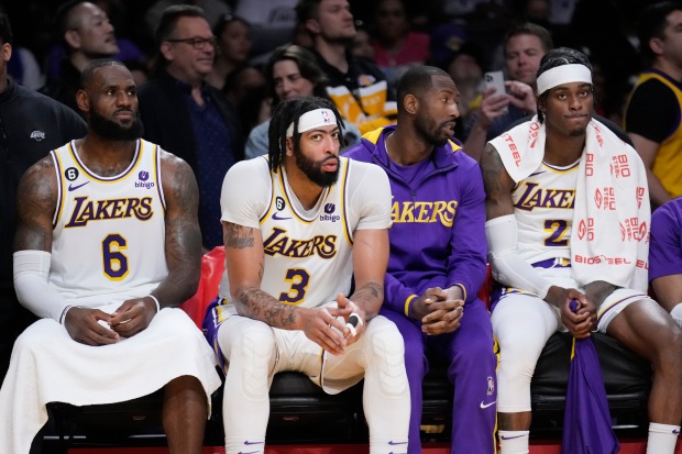 Bulls outplay Lakers, spoil LeBron James' return from injury – Orange  County Register