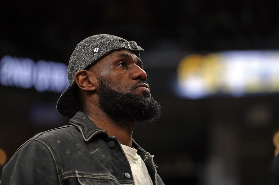 LeBron James Receiving Increased Equity in Fenway Sports Group – Sportico.com