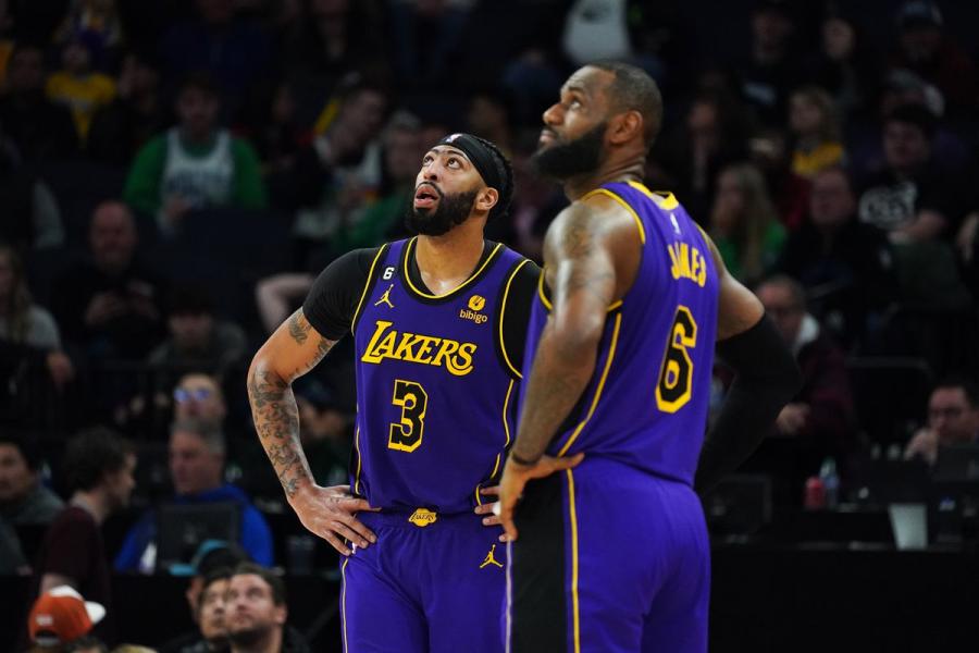 Reacts: Lakers fans confident of avoiding Western Conference play-in -  Silver Screen and Roll