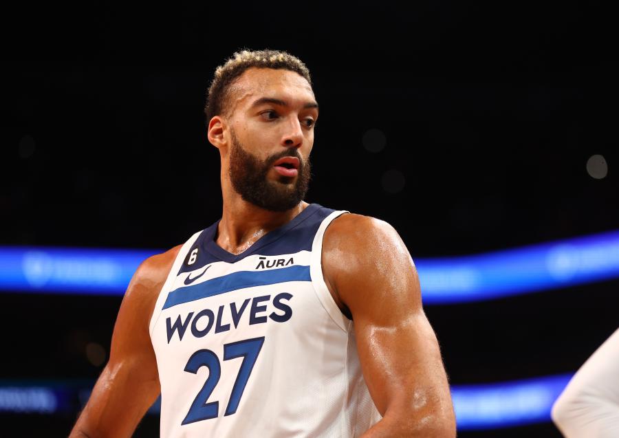 Timberwolves Yank Rudy Gobert From Game After He Threw Punch at Teammate