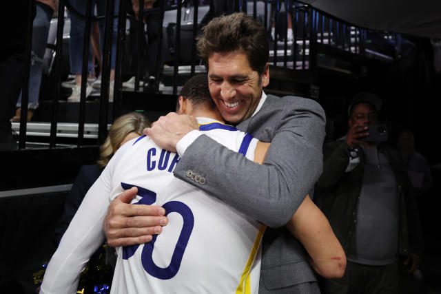 Bob Myers stepping down as Warriors GM after 4 NBA titles, 11 seasons: 'I can't give it everything'