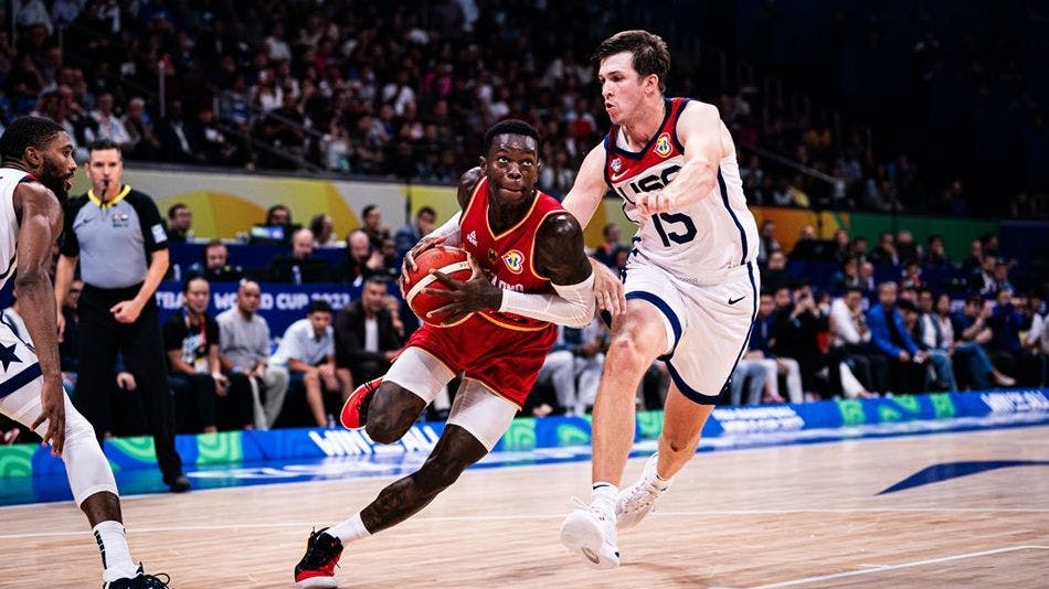 FIBA Reaves vs Schroder