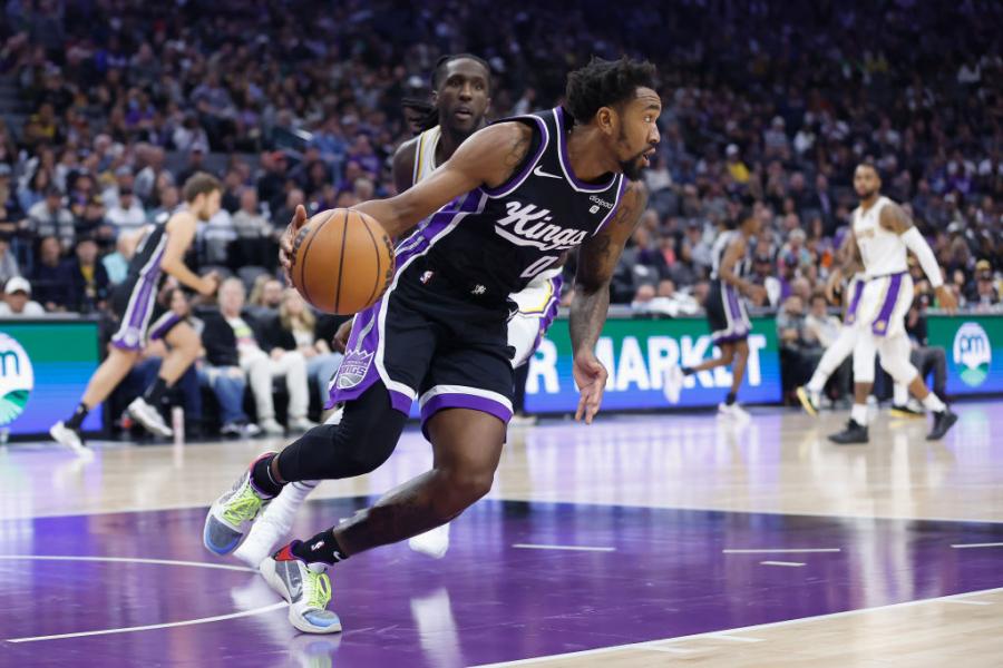 Fox, Monk deliver late to lead Kings past Lakers in OT thriller - Sactown Sports