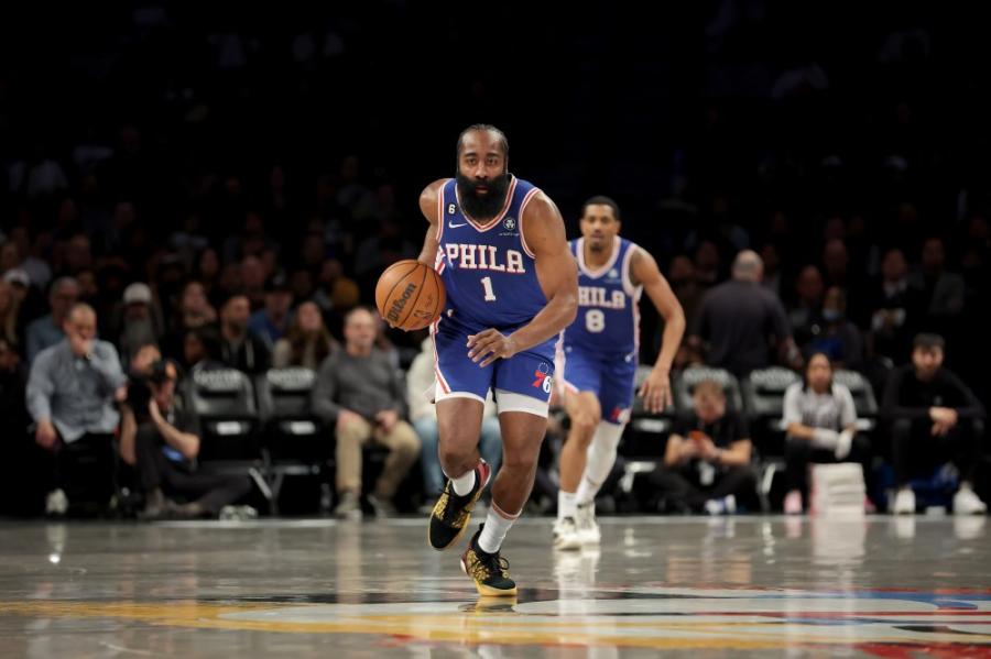 Nick Nurse reacts to James Harden returning to Sixers at practice