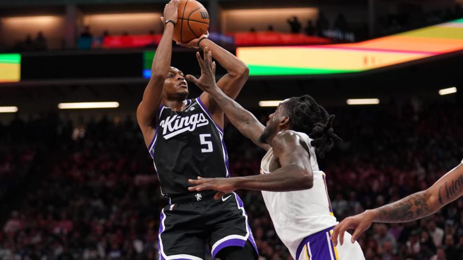 De'Aaron Fox to Miss Time After Fighting Through Sprain in Kings' Win:  'He's a Warrior' | Yardbarker