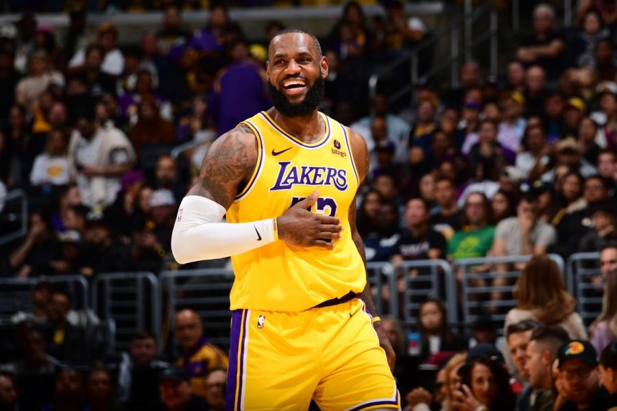 Lakers: LeBron James named fourth highest-paid athlete in world - Silver  Screen and Roll