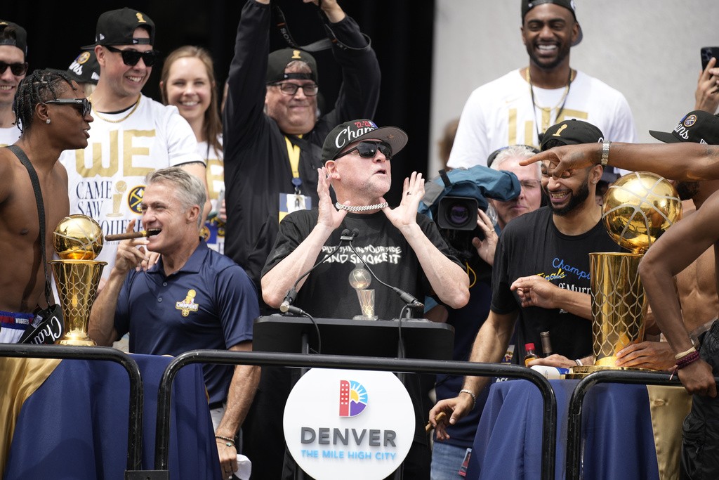 Nuggets Parade Basketball