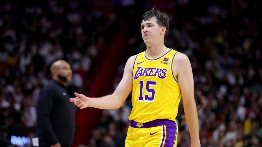 Austin Reaves benched for Cam Reddish as Lakers try to shake up struggling starting lineup - CBSSports.com