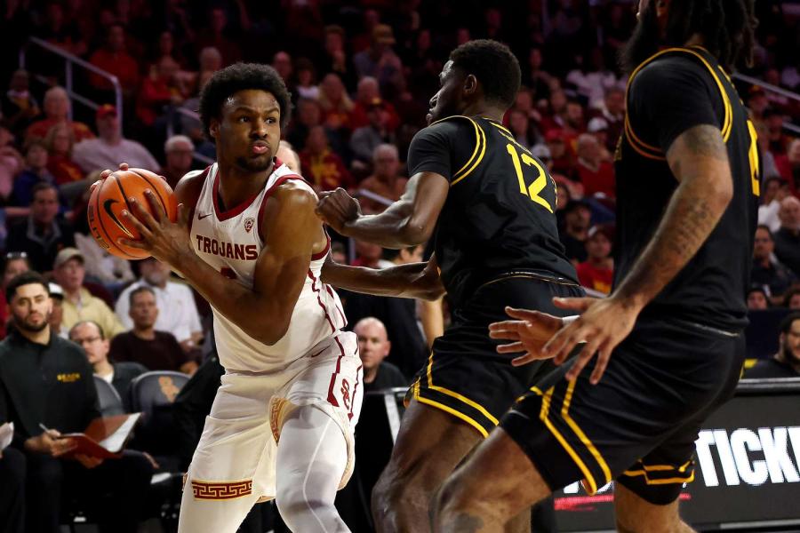 Bronny James Makes USC Basketball Debut with Dad LeBron James Watching